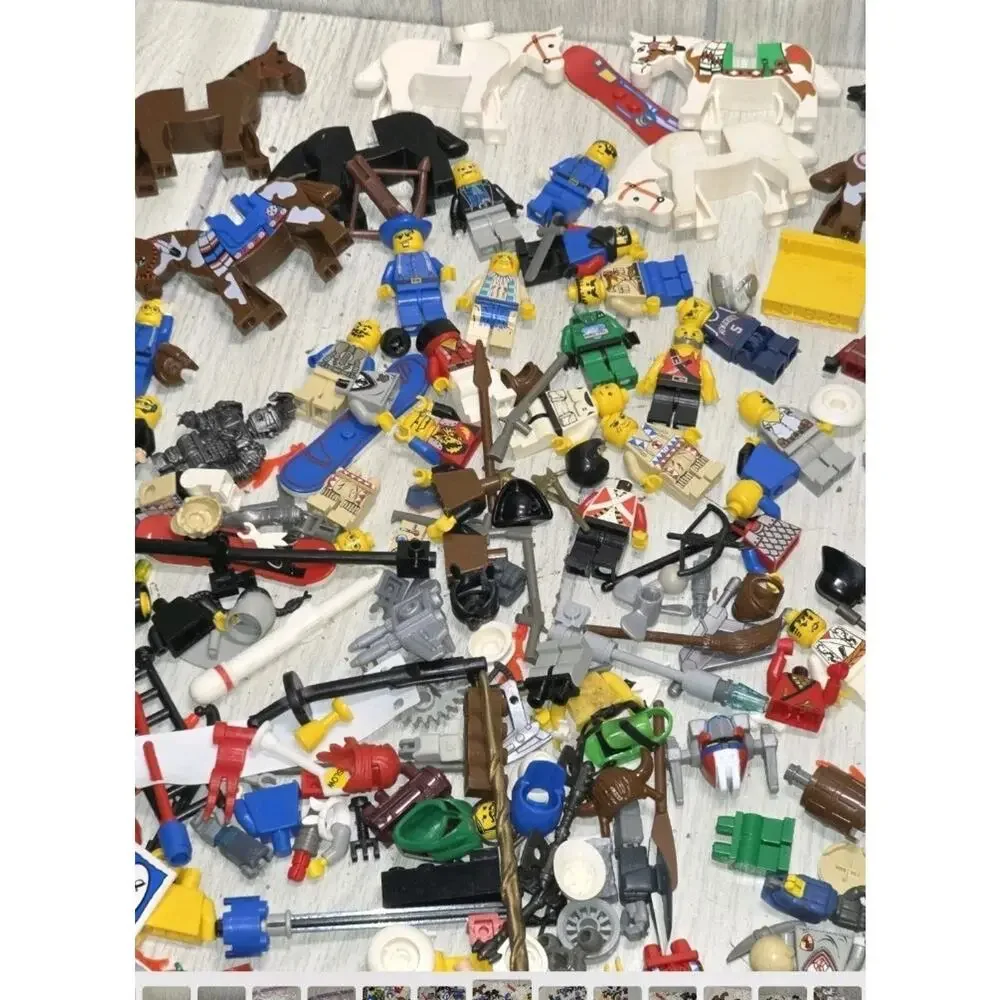 VTG LEGO Mini Figs & Accessories Ninjago Star Wars Harry Potter Western Lot